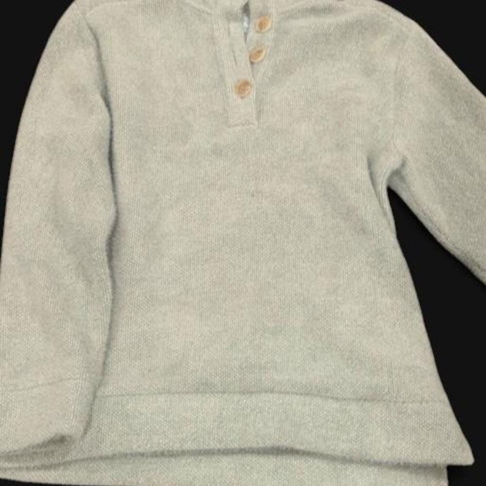 Southern Shirt Women’s Button Neck Pullover Sweater Sage Green Size S